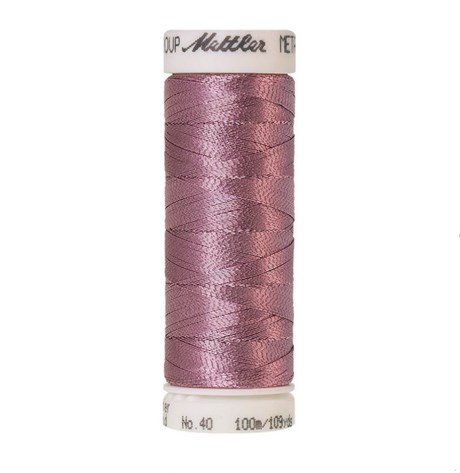 НИТЬ ВЫШИВАЛЬНАЯ METALLIC (METTLER) цвет 2830 Bright Amethyst, толщина №40, катушка 100 м , 60% полиэстр, 40% полиамид, 1 катушка 7633-2830 - фото 24958