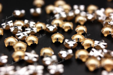 Полужемчужины пришивные Preciosa GOLD / оправа - цвет серебро / Maxima 4 мм 15 шт (Чехия) - фото 25093