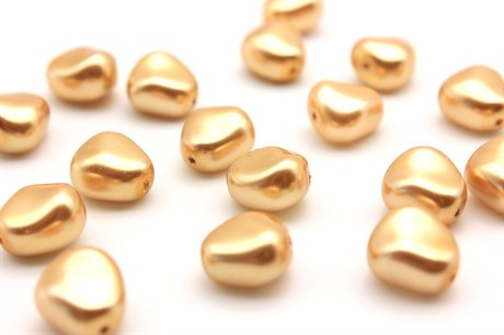 Хрустальный жемчуг Preciosa Maxima (Pearl Elliptic) 11х9,5 мм  Gold, 1 шт - фото 26387