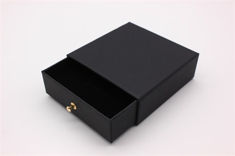 Коробка-слайдер с поролоном 9x9x3 см (черная) - фото 26593