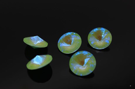 Риволи Aurora 16 мм Crystal Mint Green Delite 1 шт (стекло K9) - фото 29290