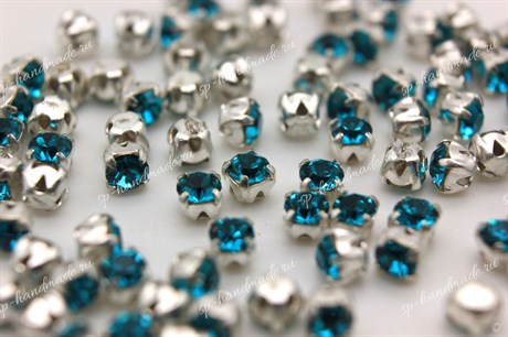Шатоны Preciosa хрустальные ss12 (3,0-3,2 мм) цвет оправы серебро 10 шт Blue Zircon - фото 35647