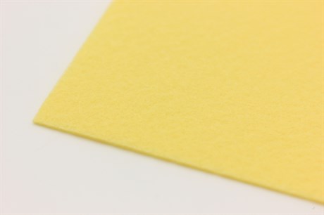 Фетр жесткий Solitone, 1,2 мм, 20х27 см, цвет бледно-желтый №916, 1 шт (Корея) - фото 39580