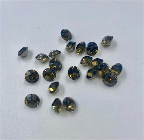 Шатон Swarovski 1028 Smoky Quartz F ss29 (6.2 мм) 1 шт SW-557 - фото 44585