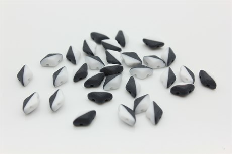 Бусины GemDuo 8x5 мм черный/белый непрозрачный матовый 03849/84110 5 гр (Matubo) 34955 - фото 48736