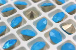 Шатоны Aurora Crystal Caribbean Blue Opal / 10 мм 1 шт (стекло K9)