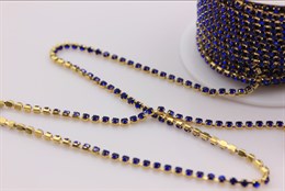 Стразовая цепь, камень Sapphire / цвет оправы золото / 2,4 мм 10 см