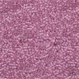 Delica 11/0 Lined Pale Lilac AB DB0072 - Lined Pale Lilac AB