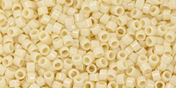 Бисер Toho  Treasure TT-01-51 - Opaque Lt Beige /  5 гр (Япония) JP-328