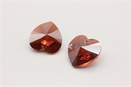 Подвеска сердце Сваровски 6228 18 x 17,5 mm Crystal Red Magma 1 шт (больше не производятся) S-29