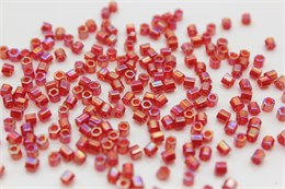 Бисер Hexagon TOHO 8/0 TH-08-165C Transparent-Rainbow Ruby 5 гр (Япония) JP-1556