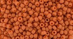 TR-11-2611F TOHO - Round 11/0 : Semi Glazed Orange 37023